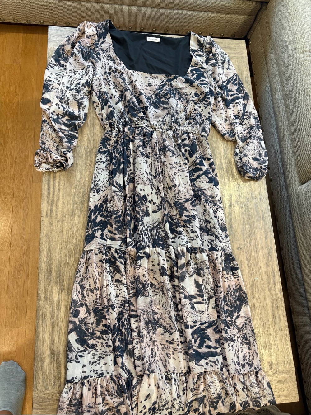 Women’s dress